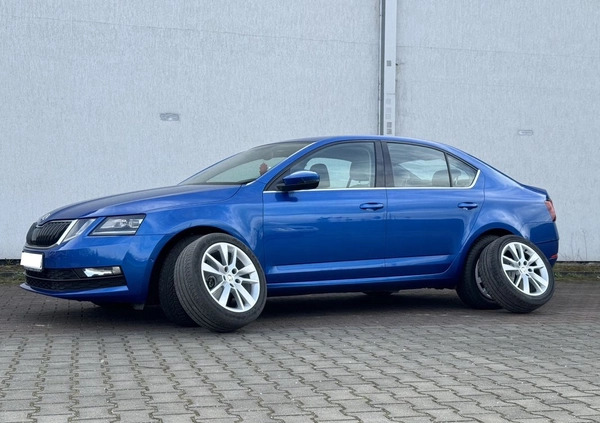 Skoda Octavia cena 59900 przebieg: 148000, rok produkcji 2018 z Chorzów małe 497